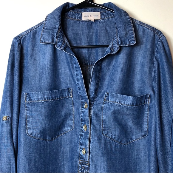 Anthropologie Tops - Anthropology Cloth & Stone chambray pullover. Sz L